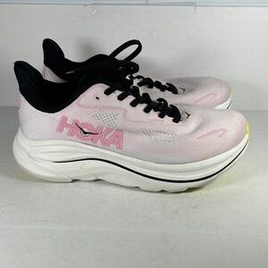 Hoka Clifton 10 Women's 7.5D wide Light Pink and Black Athletic Shoes S12